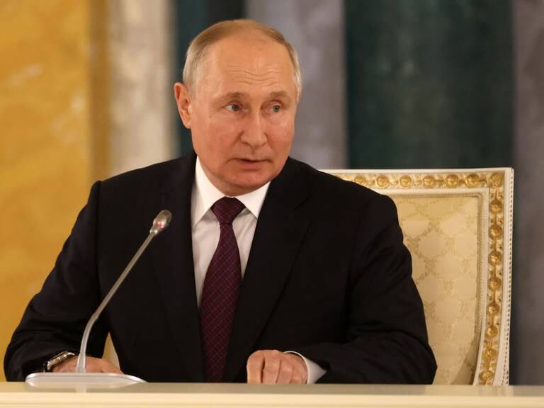 El presidente de Rusia Vladimir Putin ante la prensa en el Kremlin