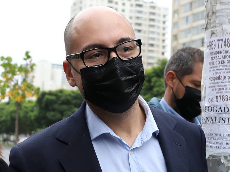 Tribunal lee sentencia contra Nicolás López tras ser declarado culpable por abuso sexual