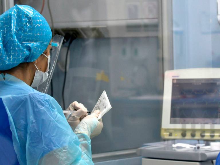 Hospital de Iquique suspende cirugías por falta de insumos y debe priorizar urgencias