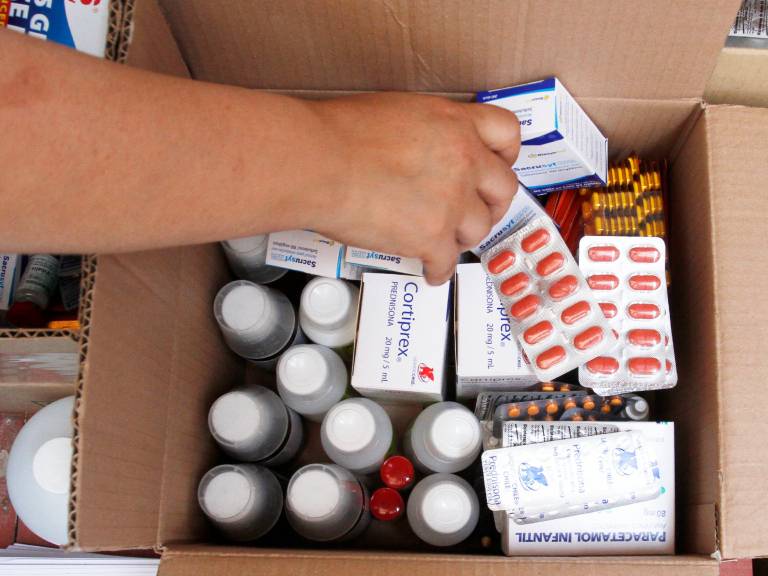 Incautan más de dos millones de medicamentos comercializados ilegalmente en la RM