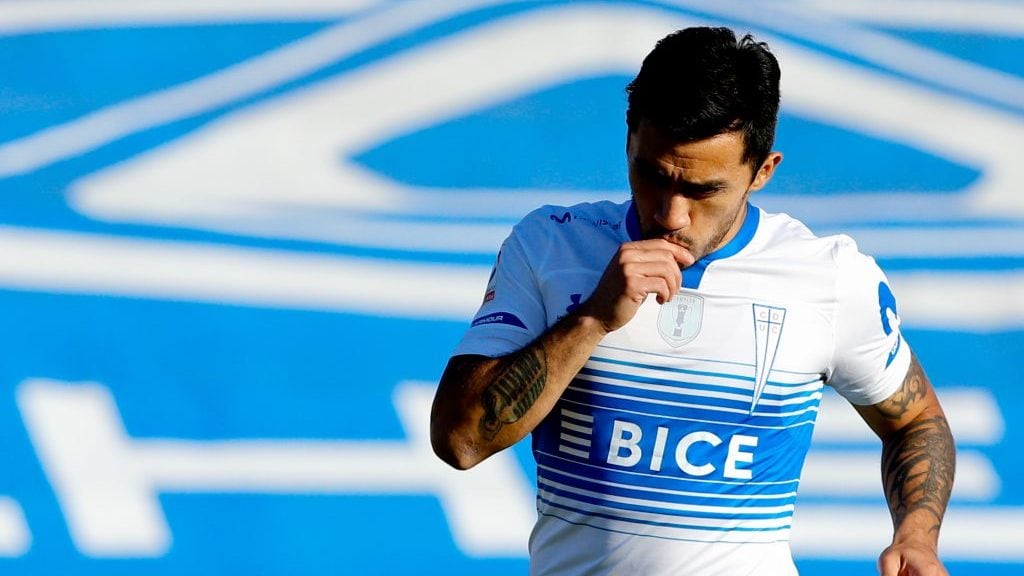 1 de Noviembre del 2020/SANTIAGOEdson Puch(c) celebra su primer gol y el 1 a 0 de Universidad Católica ,durante el partido valido por la Decimoseptima fecha del Campeonato Nacional AFP PlanVital 2020, entre Universidad Católica vs Deportes la Serena, disputado en el Estadio San Carlos de Apoquindo.
FOTO:FRANCISCO LONGA/AGENCIAUNO