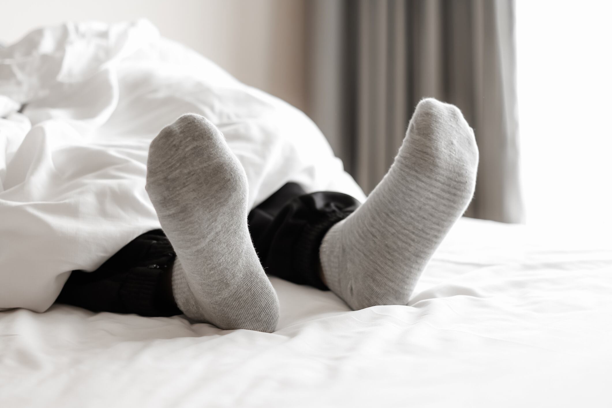 ¿Es malo dormir con los calcetines puestos? Esto es lo que respondió una experta en salud | Getty Images