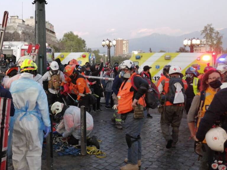 Clínica entregó nuevo parte médico de adolescente que cayó al río Mapocho por acción policial