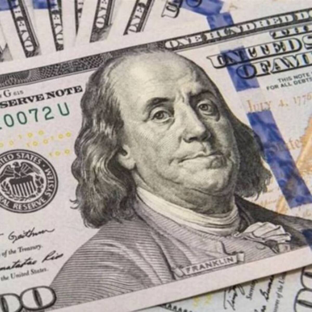 Dólar salta casi $15 y supera los $960: alcanza su mayor cierre en casi un año