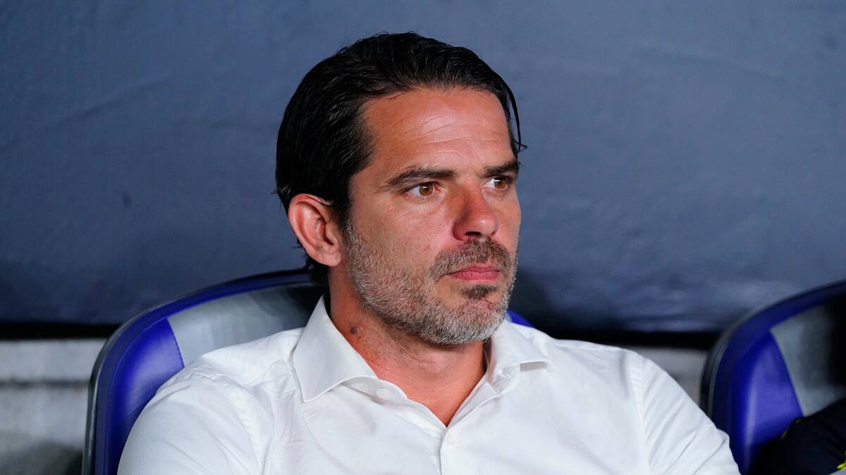 Fernando Gago llega a Chile para ser el nuevo DT de la U