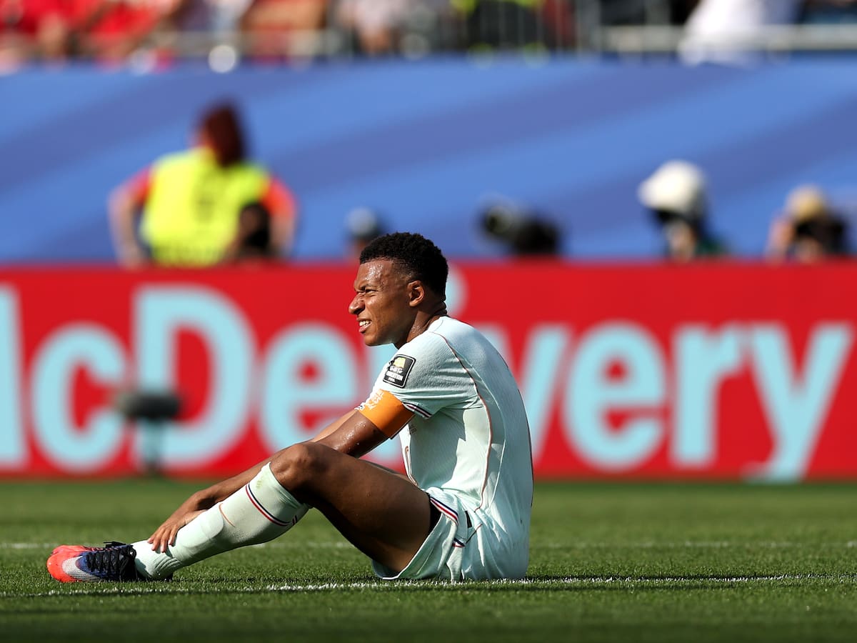 “Terminó con molestias”: Deschamps preocupa a todos por posible lesión de Mbappé