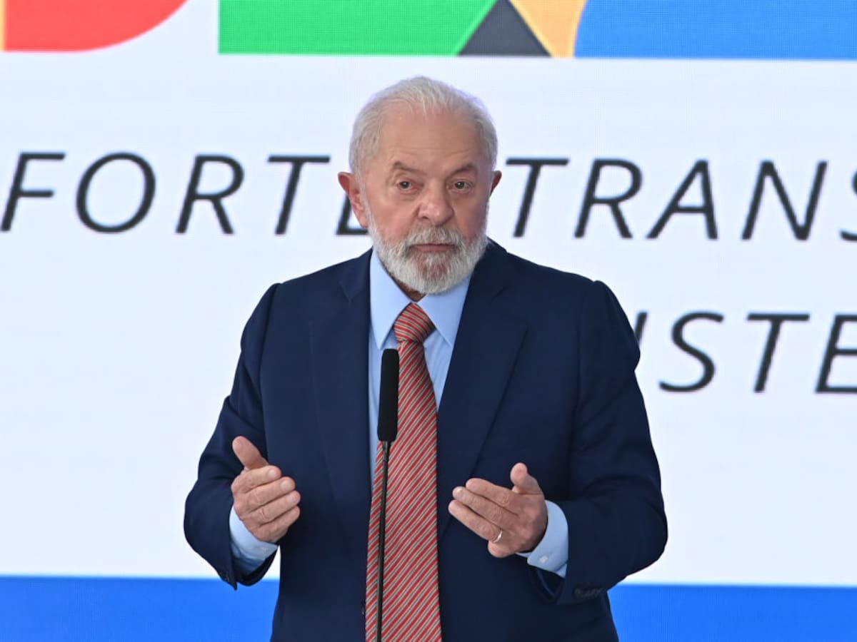Lula despide al dos de la Agencia Brasileña de Inteligencia por denuncias de entorpecer investigación