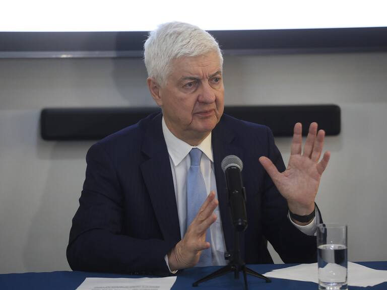 Javier Etcheberry asume nuevamente la dirección del SII tras proceso de