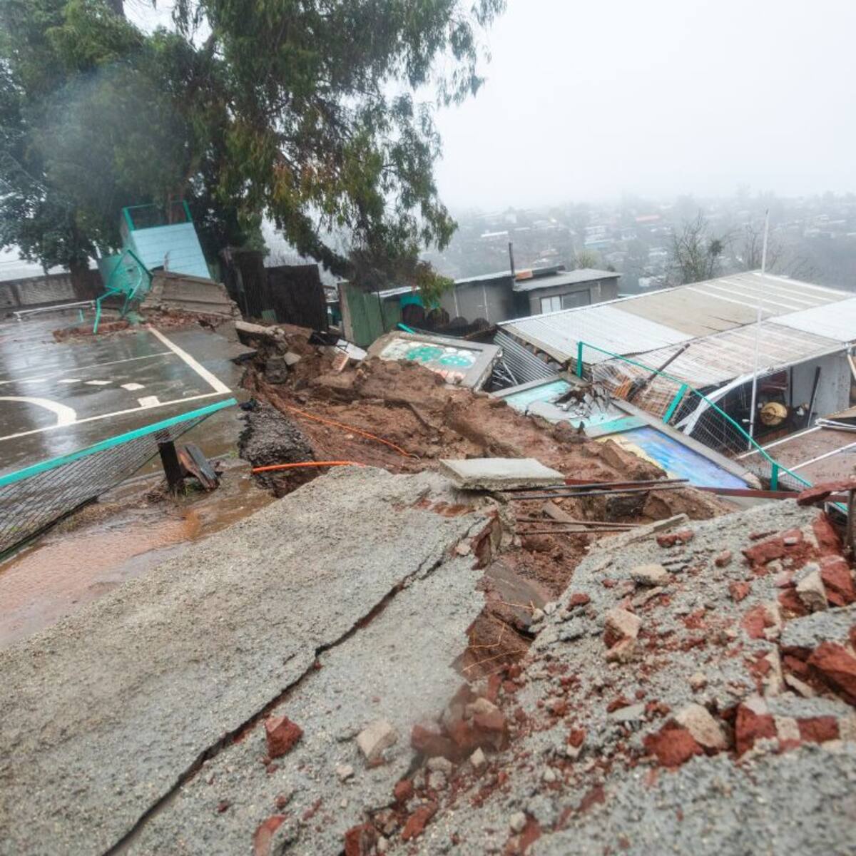 Sistema frontal golpea la educación en Coquimbo: 70 establecimientos del SLEP Elqui presentan daños