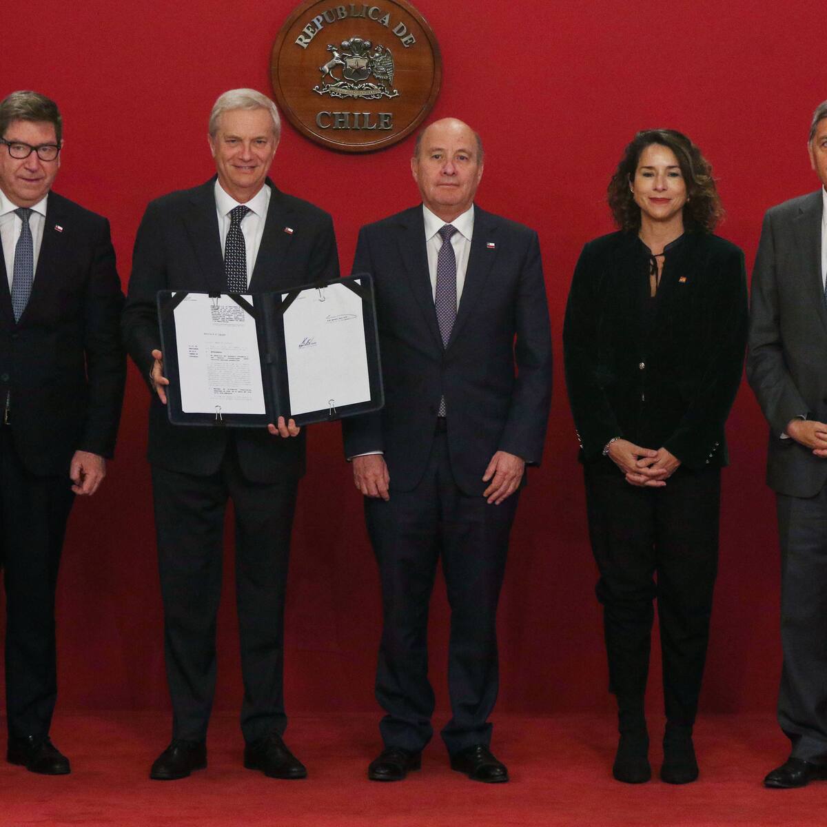 Exjefe de Empleo pone en duda los 100 mil puestos del “Plan Chile Despega”: “Es muy difícil”