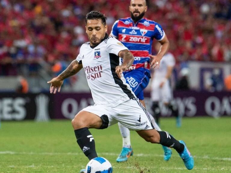 Colo Colo analiza estrategia para aplazar el castigo de Conmebol y jugar con público ante Fortaleza