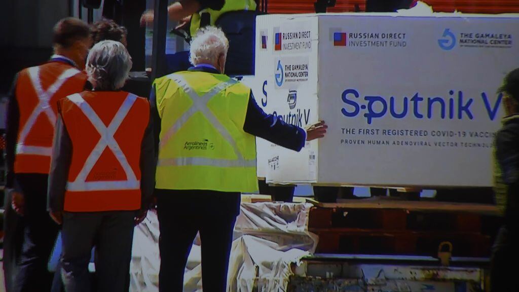 BUENOS AIRES, ARGENTINA - DECEMBER 24: TV image shows that 300 thousand doses of the Sputnik V vaccine arrive from Russia to Buenos Aires, Argentina, on December 24, 2020. (Photo by Mariano Gabriel Sanchez/Anadolu Agency via Getty Images)