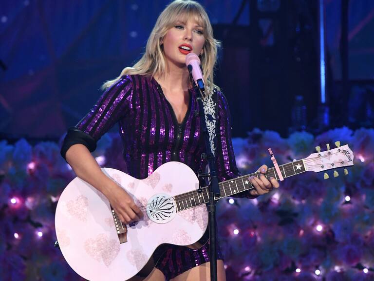 ¡Inesperado! Taylor Swift anunció el lanzamiento de su octavo álbum de estudio, Folklore
