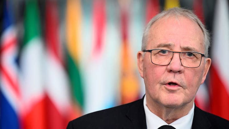 Gobierno de Canadá decide congelar los permisos para la venta de armas a Israel