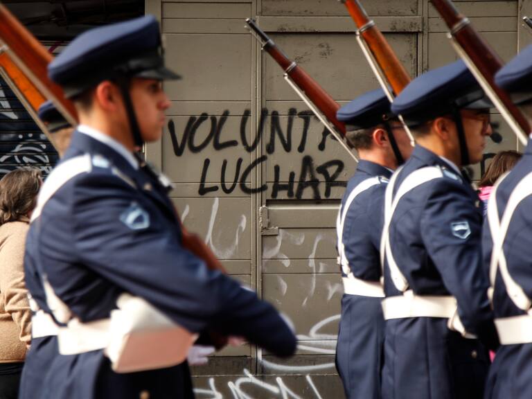 Marinos torturados por la Armada en 1973 recibirán una indemnización de $610 millones del Estado