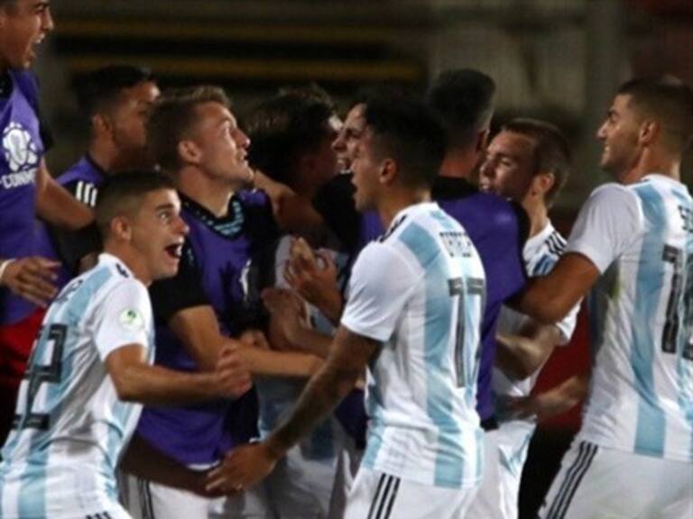 Argentina vence a Uruguay y revive en el Sudamericano sub 20