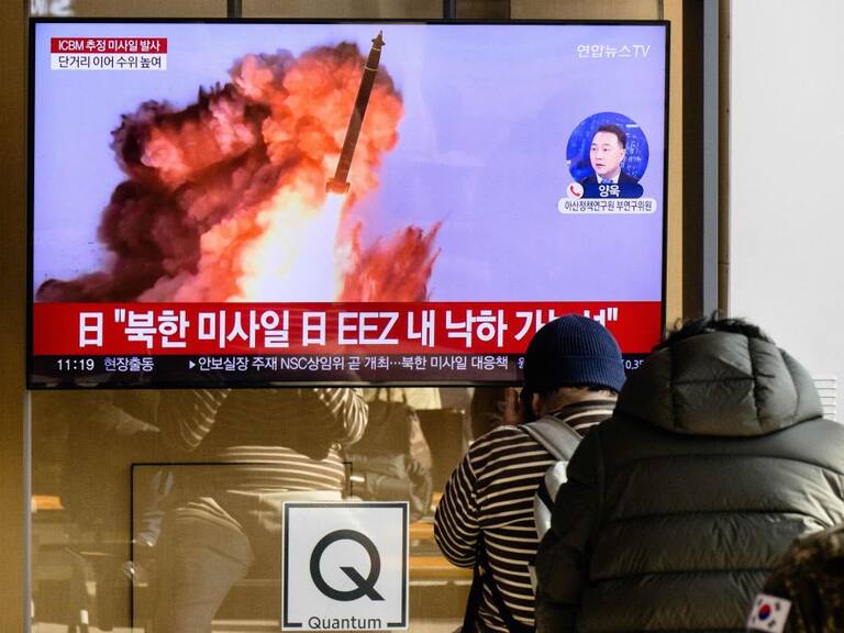 Televisión en Seúl informa que Corea del Norte dispara misil intercontinental