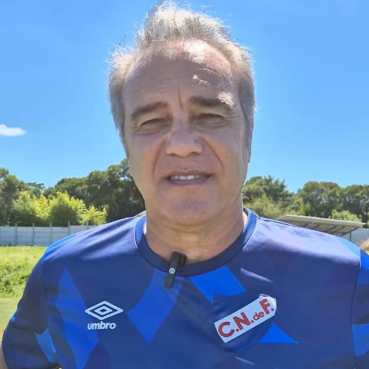 Martín Lasarte se reencontró con la UC en Uruguay y dejó este mensaje para los hinchas “cruzados”