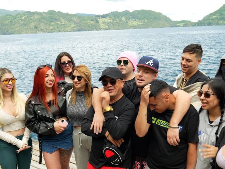 Con voto casi unánime: querido participante gana el reality y sorprende con romántico gesto