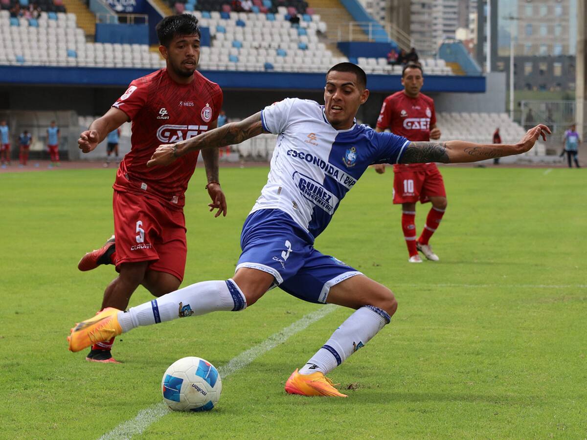 Deportes Antofagasta evita el primer triunfo de Unión San Felipe y rescata agónico empate en la Primera B