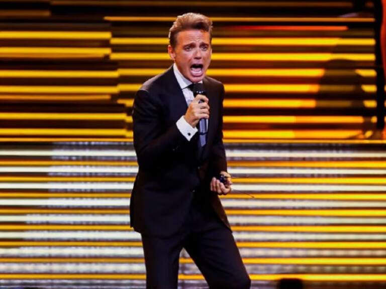 «Estado febril»: El inquietante diagnóstico que preocupó a las fanáticas de Luis Miguel en Chile