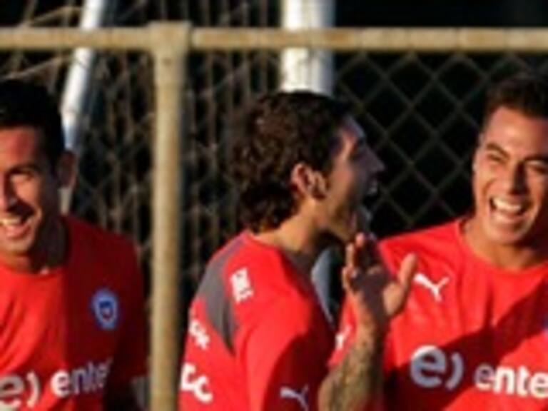 Queens Park Rangers confirmó llamados de Vargas e Isla para amistosos de la Roja