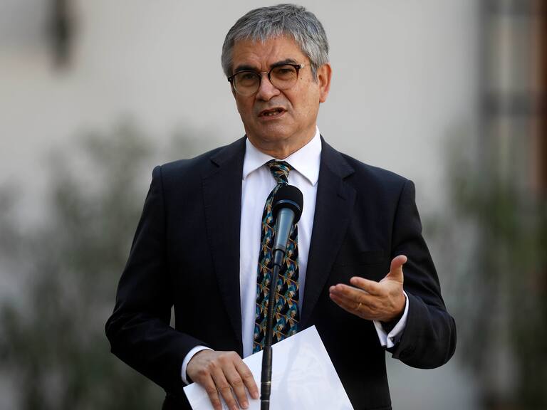 17 de Junio de 2022/SANTIAGOEl Ministro de Hacienda, Mario Marcel,durante los resultados de los Dilogos Sociales por la Reforma Tributaria, proceso participativo que convoc a expertas y expertos, gremios, organizaciones sociales y a la ciudadana.
FOTO: CRISTOBAL ESCOBAR/AGENCIAUNO