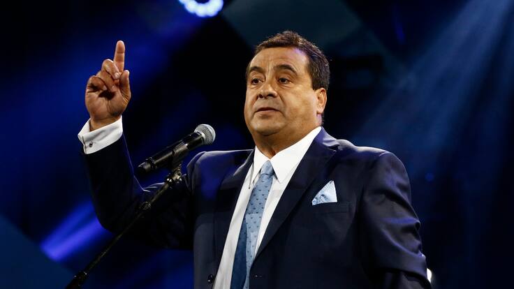 Cancelan otra presentación de Dino Gordillo tras polémica por beso a menor durante un show