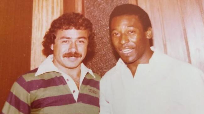 Carlos Caszely: "Ni Cristiano Ronaldo ni Messi ni Maradona le ponen los zapatos a Pelé"