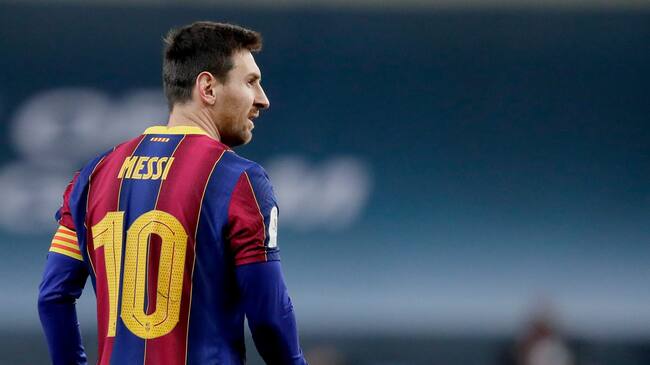 `SER, SPAIN - JANUARY 17: Lionel Messi of FC Barcelona during the Spanish Super Cup match between FC Barcelona v Athletic de Bilbao at the La Cartuja Stadium on January 17, 2021 in `ser Spain (Photo by David S. Bustamante/Soccrates/Getty Images)