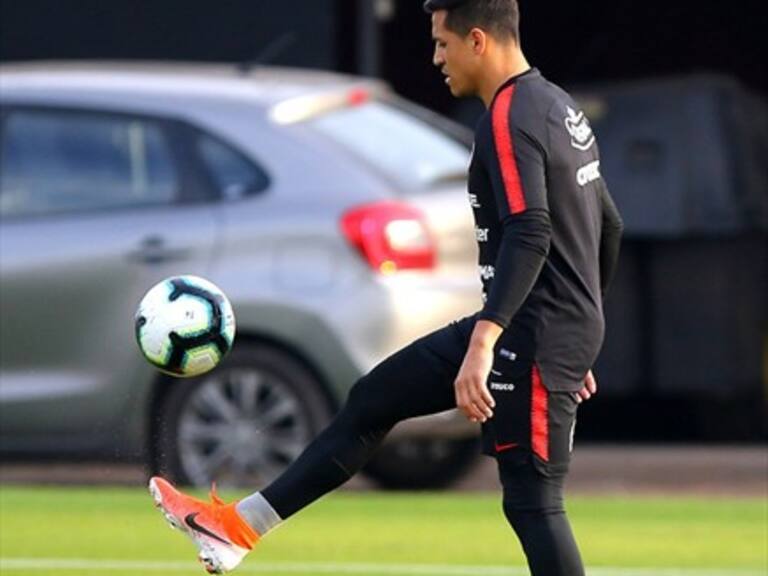 Alexis Sánchez volvió al gol de la mano de la Roja que venció a XV de Novembro