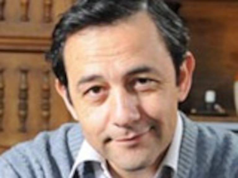 Daniel Muñoz: Soy de los más críticos de ‘Los ’80’ y curiosamente no dejo de sorprenderme