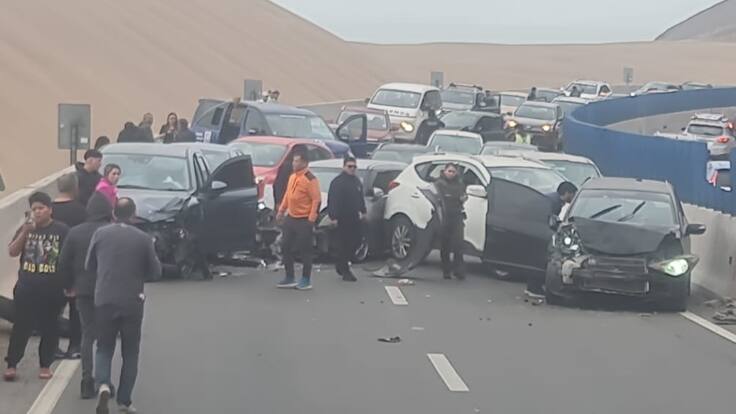 Grave accidente múltiple en ruta que une Iquique con Alto Hospicio: reportan taco de cinco kilómetros