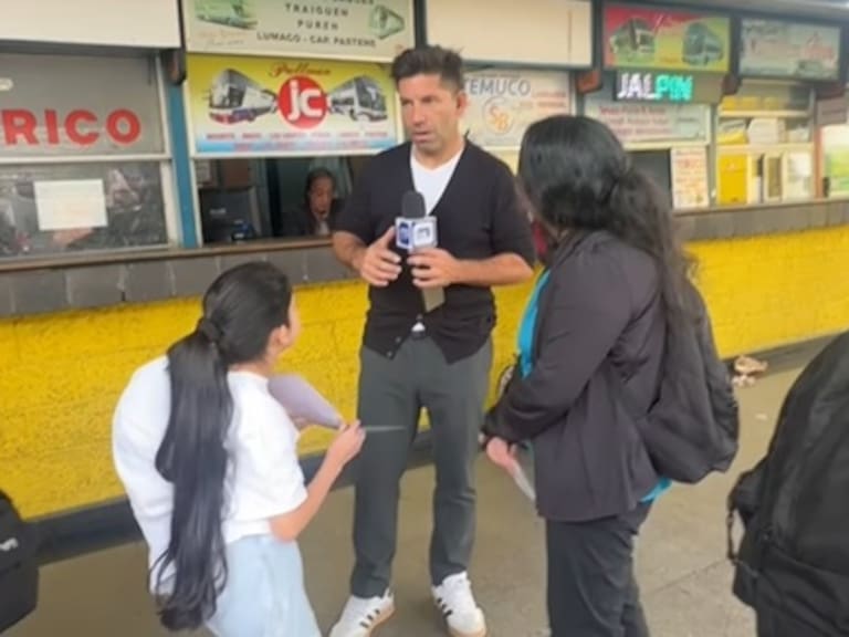 “Se dio media vuelta y nos dejó acá”: Acusan fea actitud de periodista Karim Butte con niña con Síndrome de Cloves