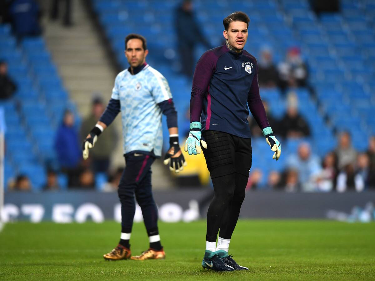 “Aprendí mucho viéndolo entrenar”: Ederson agradece el legado de Claudio Bravo