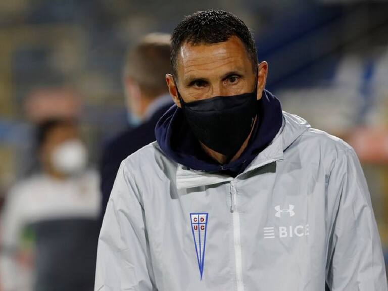 Gustavo Poyet y su desazón tras la nueva derrota de la UC en la Copa Libertadores: «Tenemos que mejorar dramáticamente»