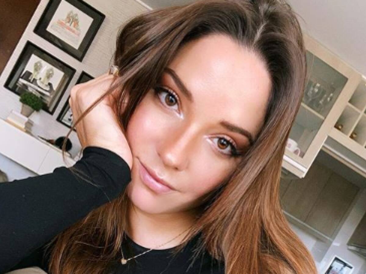 «No has visto nada»: Kel Calderón le respondió a usuario que la trató de «real camboyana»