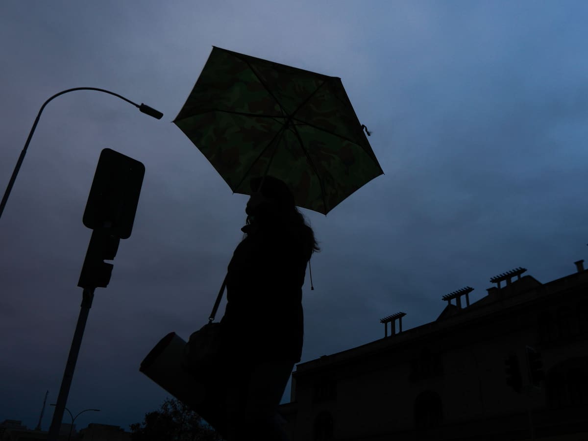 Lluvia en Santiago y Chile, hoy en vivo: a qué hora parte, suspensión de clases y pronóstico actualizado por región