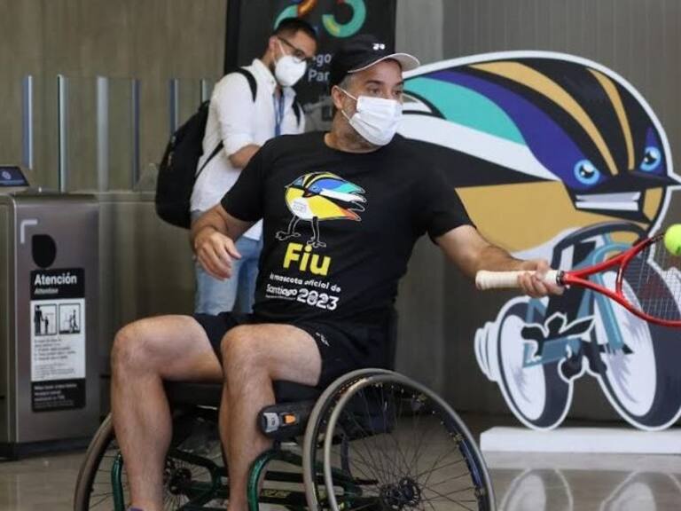 Fernando González disputó partido en silla de ruedas a dos años de los Juegos Parapanamericanos Santiago 2023