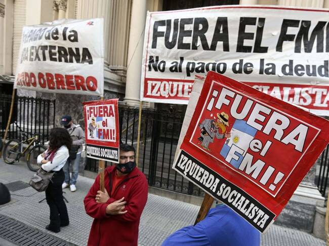 Manifestación contra el FMI en Buenos Aires durante la pandemia en 2020
