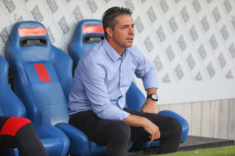 Héctor Almandoz