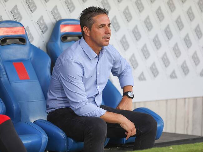 Héctor Almandoz