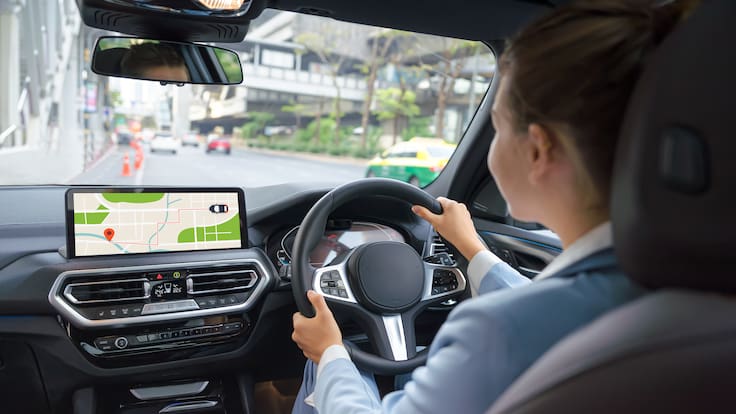 Día de la Conductora: crece la presencia femenina al volante y cambia el transporte en Chile