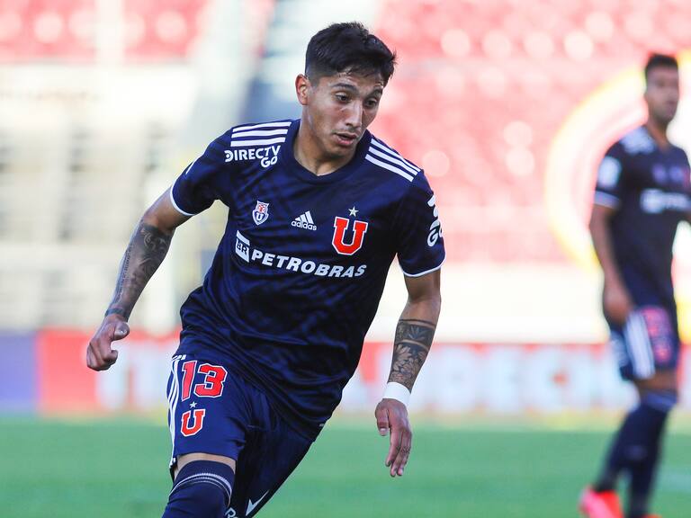 03 DE ENERO DE 2021/SANTIAGOCamilo Moya (i), durante el partido valido por vigsimo sptima fecha del Campeonato Nacional AFP PlanVital 2020, entre Universidad de Chile y Universidad de Concepcin, disputado en el Estadio Nacional.
FOTO: SEBASTIAN ORIA/AGENCIAUNO