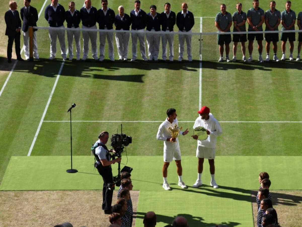 Wimbledon oficializa el regreso al torneo de jugadores de Rusia y Bielorrusia