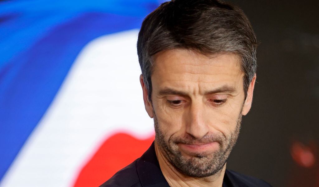 El jefe del comité organizador de los Juegos Olímpicos de París 2024, Tony Estanguet, habla con los medios de comunicación en la capital de Francia.
