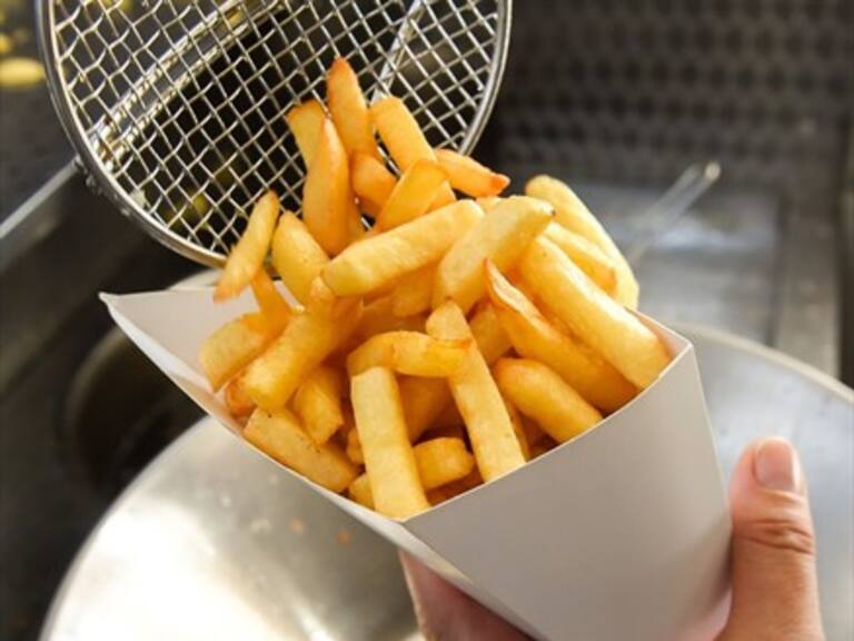Científicos chilenos crean papas fritas libres de sellos y bajas en calorías