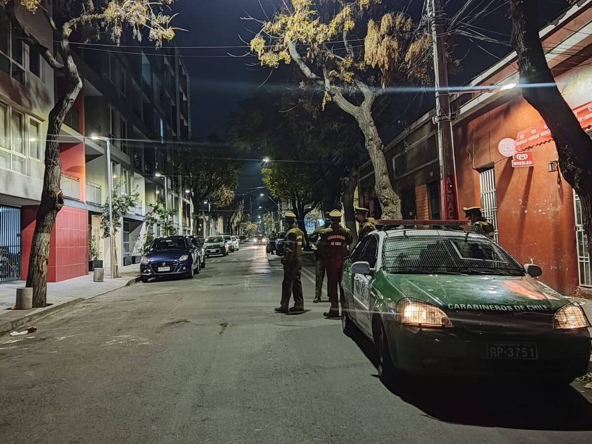 Homicidio en el Barrio Yungay: disparan desde afuera a hombre que estaba al interior de un almacén