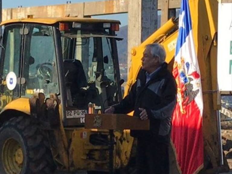 Piñera se sube al lenguaje inclusivo con saludo a «todes» en Lota