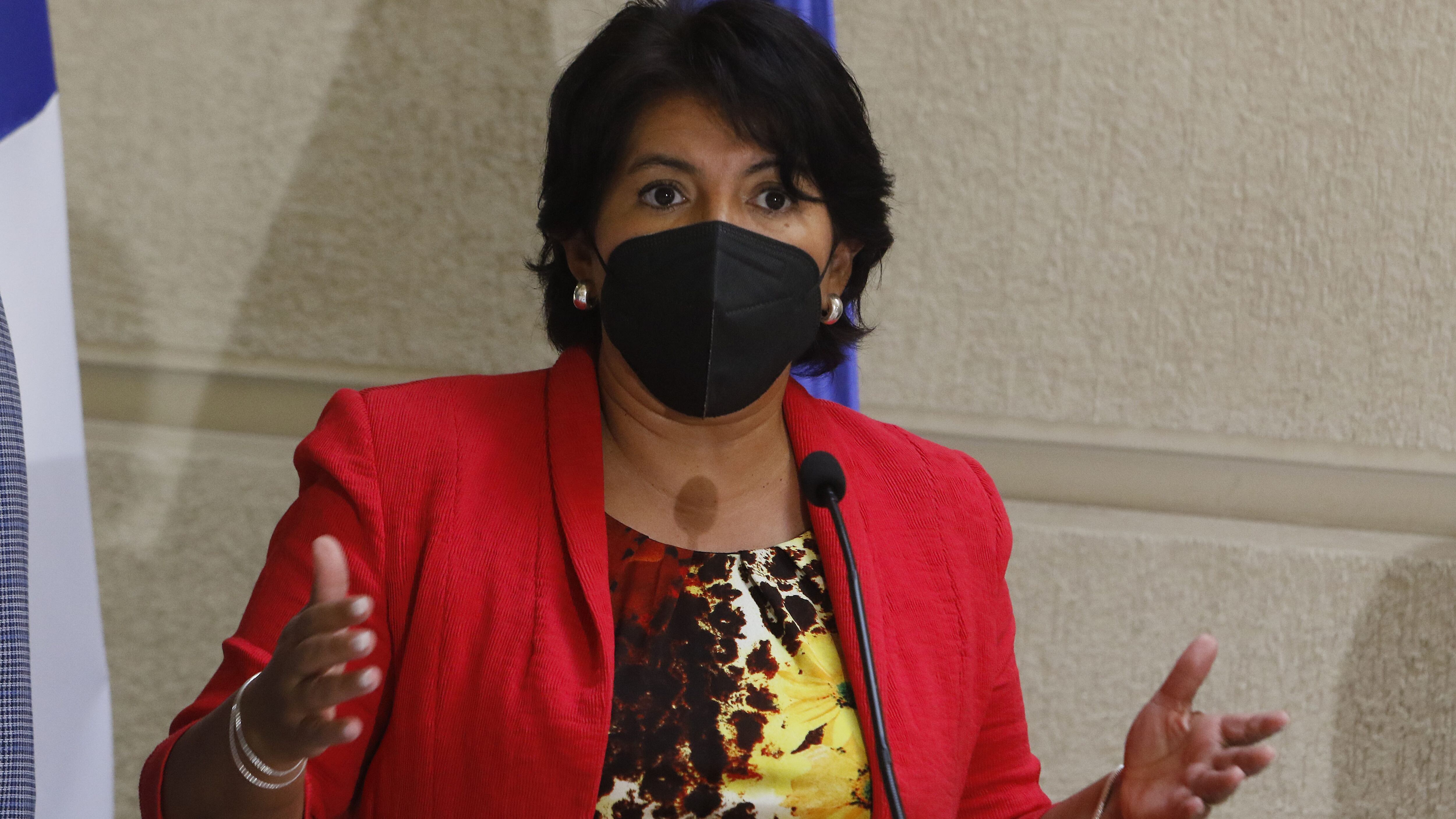 22 DE MARZO DE 2022/VALPARAISOLa senadora Yasna Provoste ofrece un punto de prensa en el Senado, en donde solicitan al Gobierno declare zona de catástrofe a la comuna de Diego de Almagro, en especial al poblado de Inca de Oro, que el pasado jueves fue duramente afectado por los efectos del frente de mal tiempo que dejó a cerca de 100 familias con sus hogares dañados.
FOTO: LEONARDO RUBILAR CHANDIA/AGENCIAUNO
